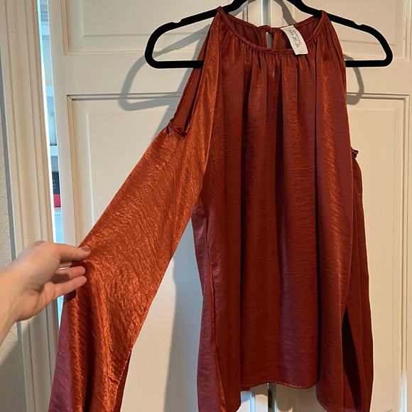 Noa Elle Harley Top - Picture 1 of 4